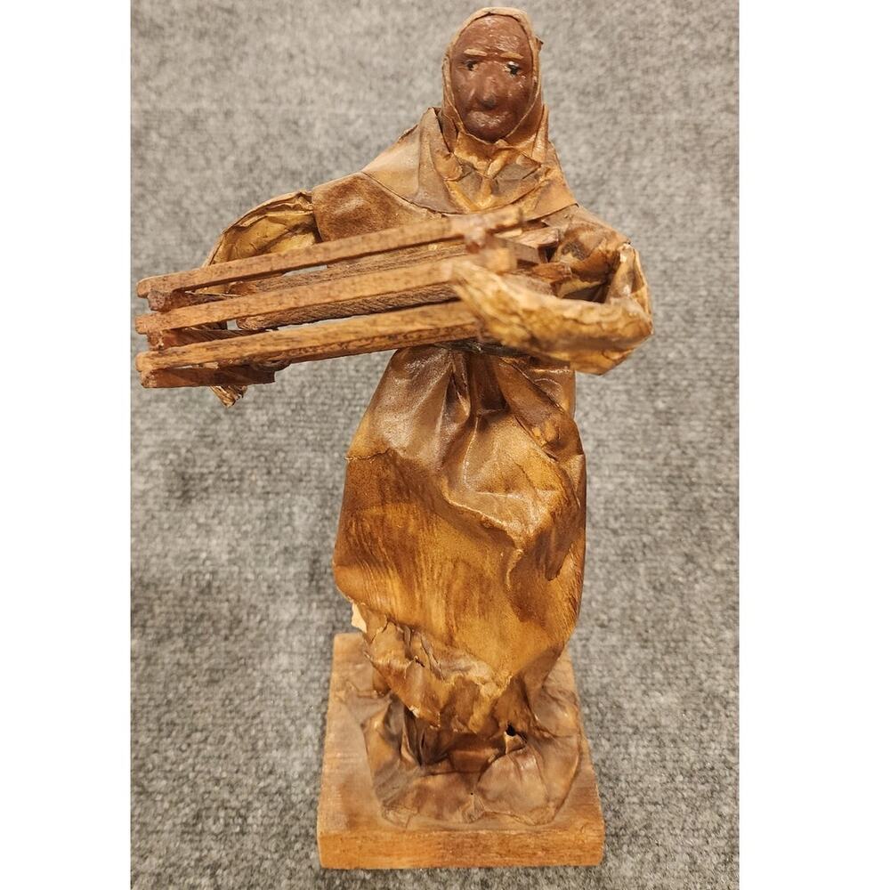 Vintage Handmade Mexican Folk Art Paper Mache Market Woman Crate Figurine 10"